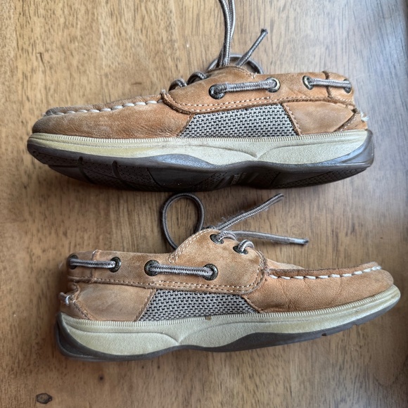 Kids Sperry Boat Shoes - size 13 - Picture 2 of 9